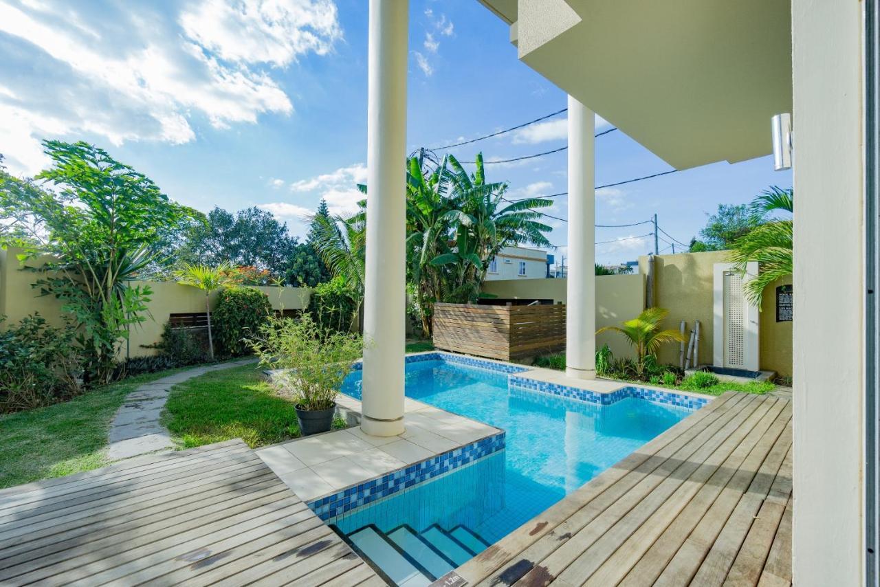 Villasun Luxury Apartments & Villas Flic-en-Flacq Exteriör bild